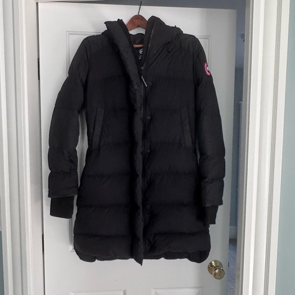 Canada Goose Woman’s Jacket - Picture 1 of 6